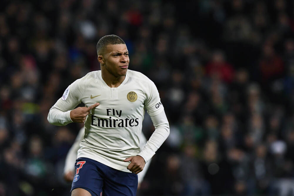 美光科技未来十年将在新加坡投资240亿美元 扩大存储芯片产能